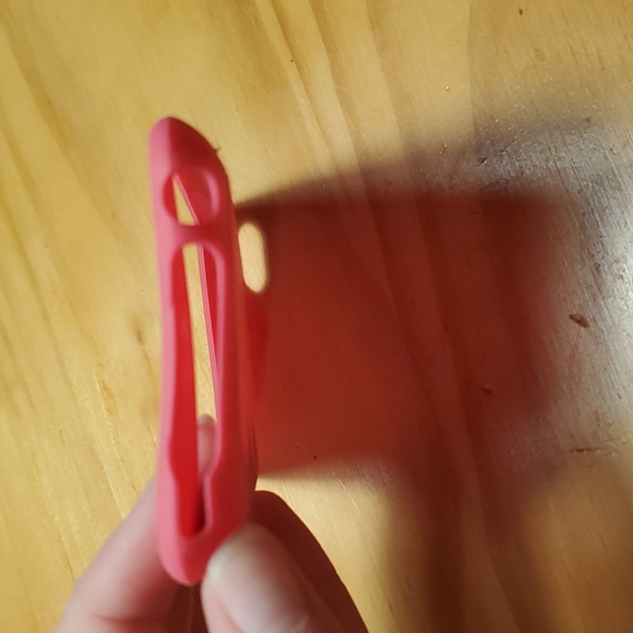 iPod Touch Pink Soft Case - Picture 3 of 10